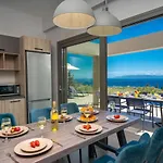 Villa Shades Of Blue *