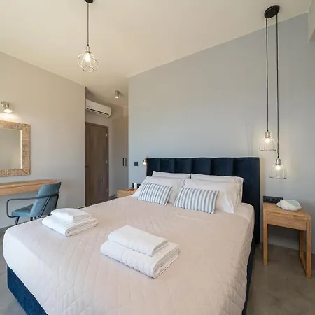 Shades Of Blue Villa *