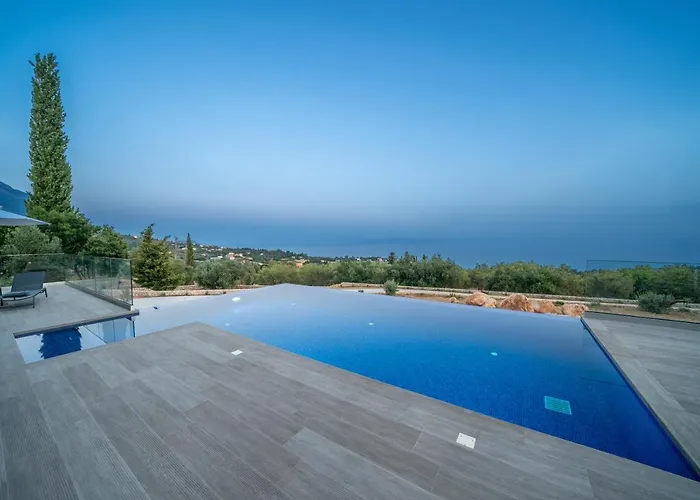 Villa Shades Of Blue *